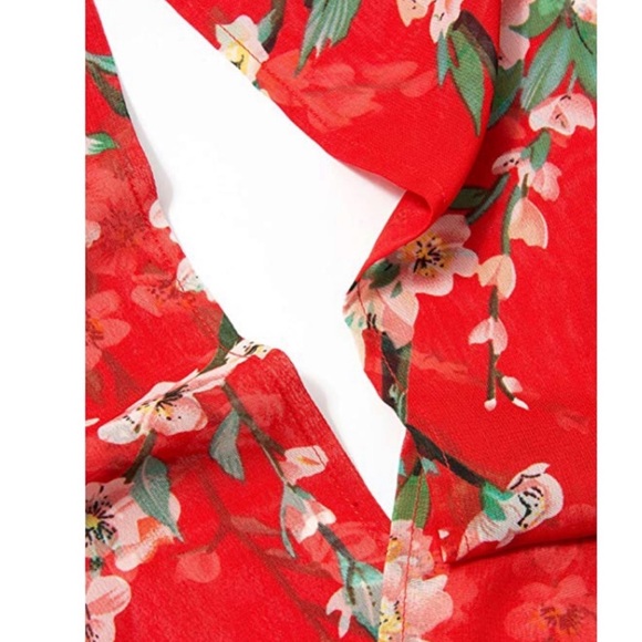 Red flora romper playsuit multiple ways to wear - Picture 4 of 5